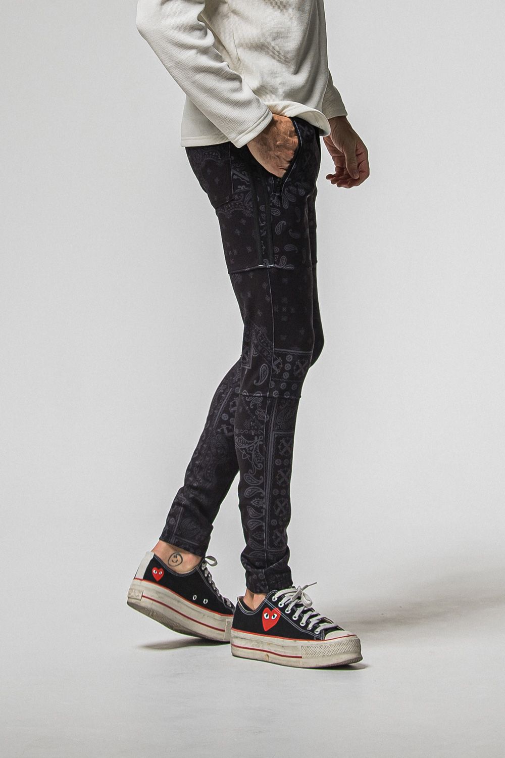 JOHNSON LINE HEAT PT / 【定番商品】 裏起毛 ハイブリットジャージー ラインパンツ (ペイズリーブラック) (10月末入荷予定) ※オーダー締切：9月1日(月)18:00
