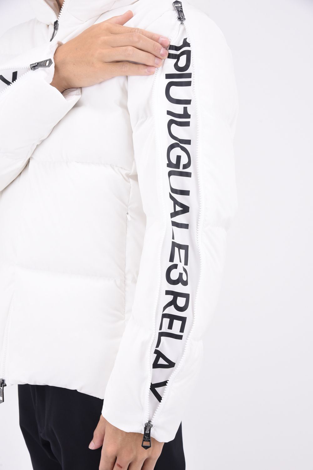 ZIP LOGO STRETCH DOWN JACKET / ジップロゴ ストレッチ ダウンジャケット ホワイト