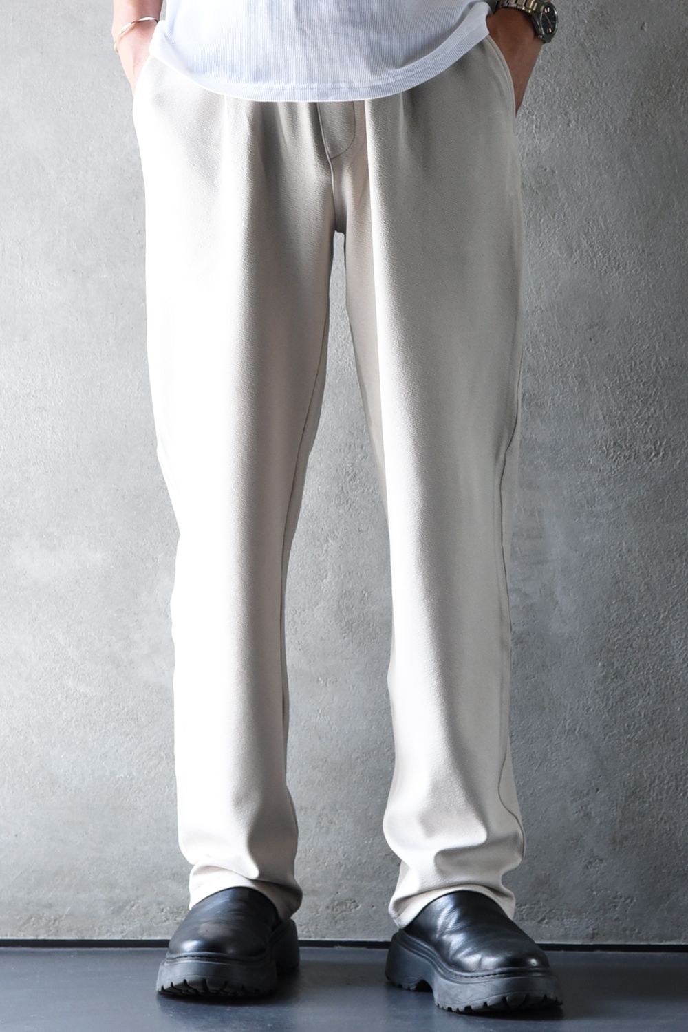 CHRIS EASY WIDE TUCK PANTS / ブリスターニット ワンタック イージーパンツ (ベージュ)