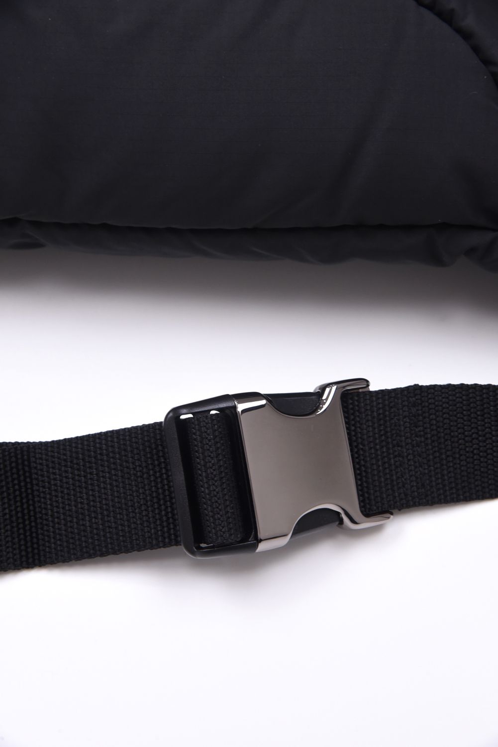 PADDED WAIST BAG / パッディド ウエストバッグ ブラック
