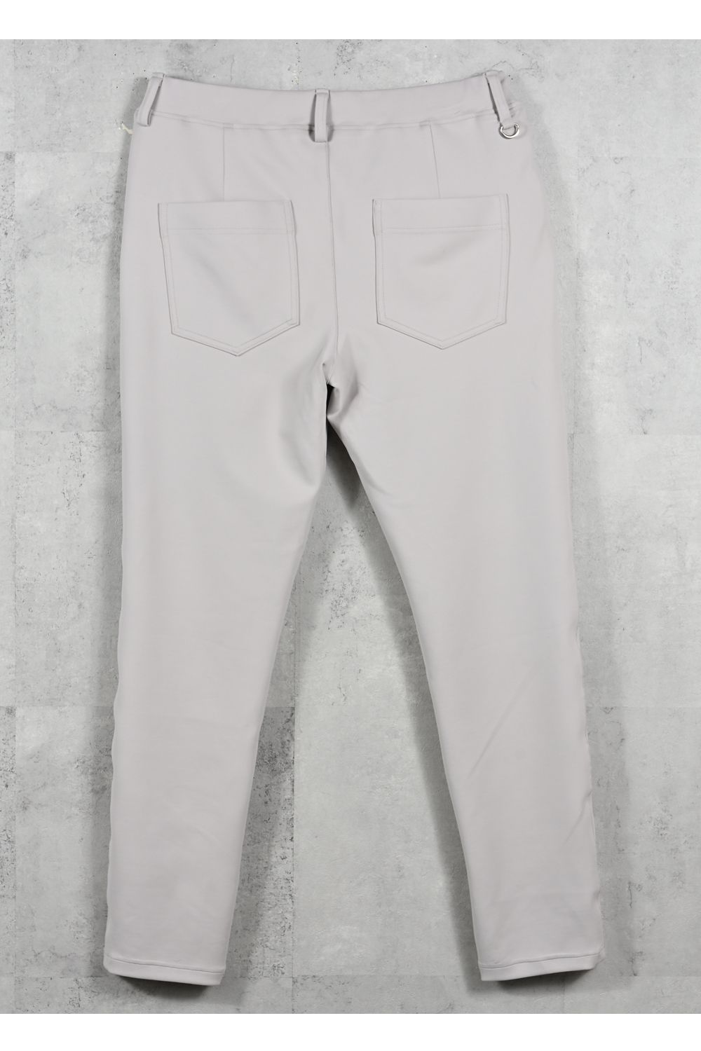 GAVIRIA DB EASY PANTS / ダンボール素材 接触冷感 エコレザーコインポケット スラックス型イージーパンツ (グレージュ) (3月中旬入荷予定) ※オーダー締切12/13(土)17:00