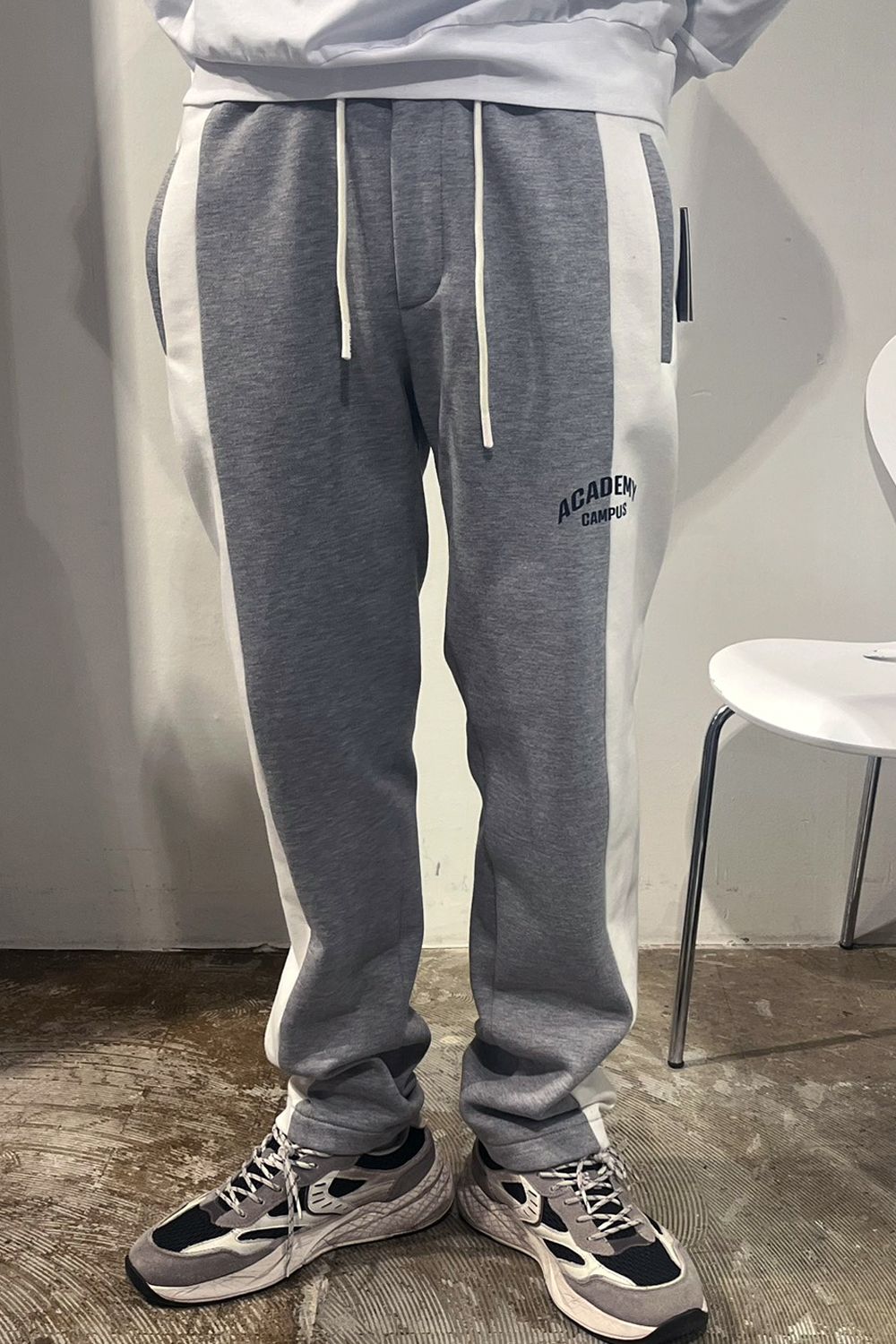 【26AW】 DREW PANT / ツートーン サイドライン スウェットパンツ (グレー/ホワイト) (9月入荷予定)