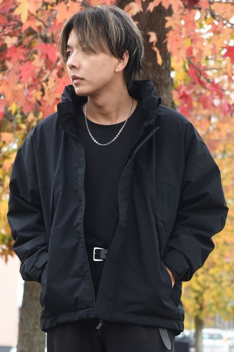 【＋PHENIX × RESOUND】 機能性ダウンとスウェパンのブラックコーデ