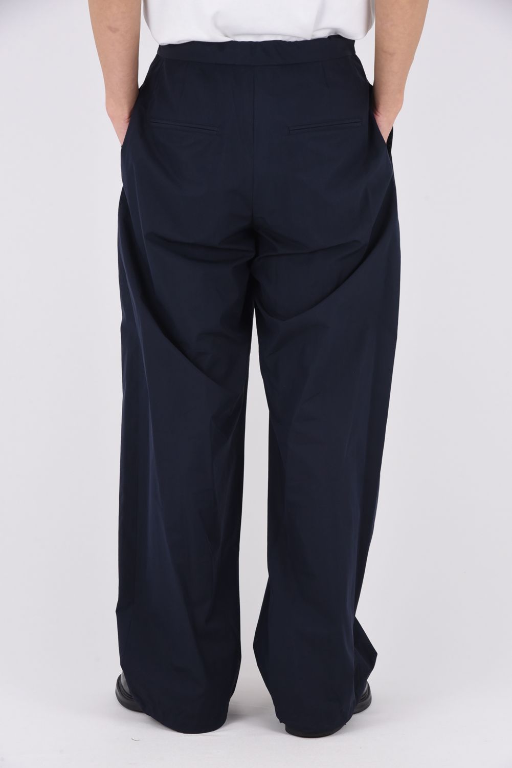 DRAWSTRING WIDE TROUSERS / ドローストリング ワイドパンツ (ネイビー）