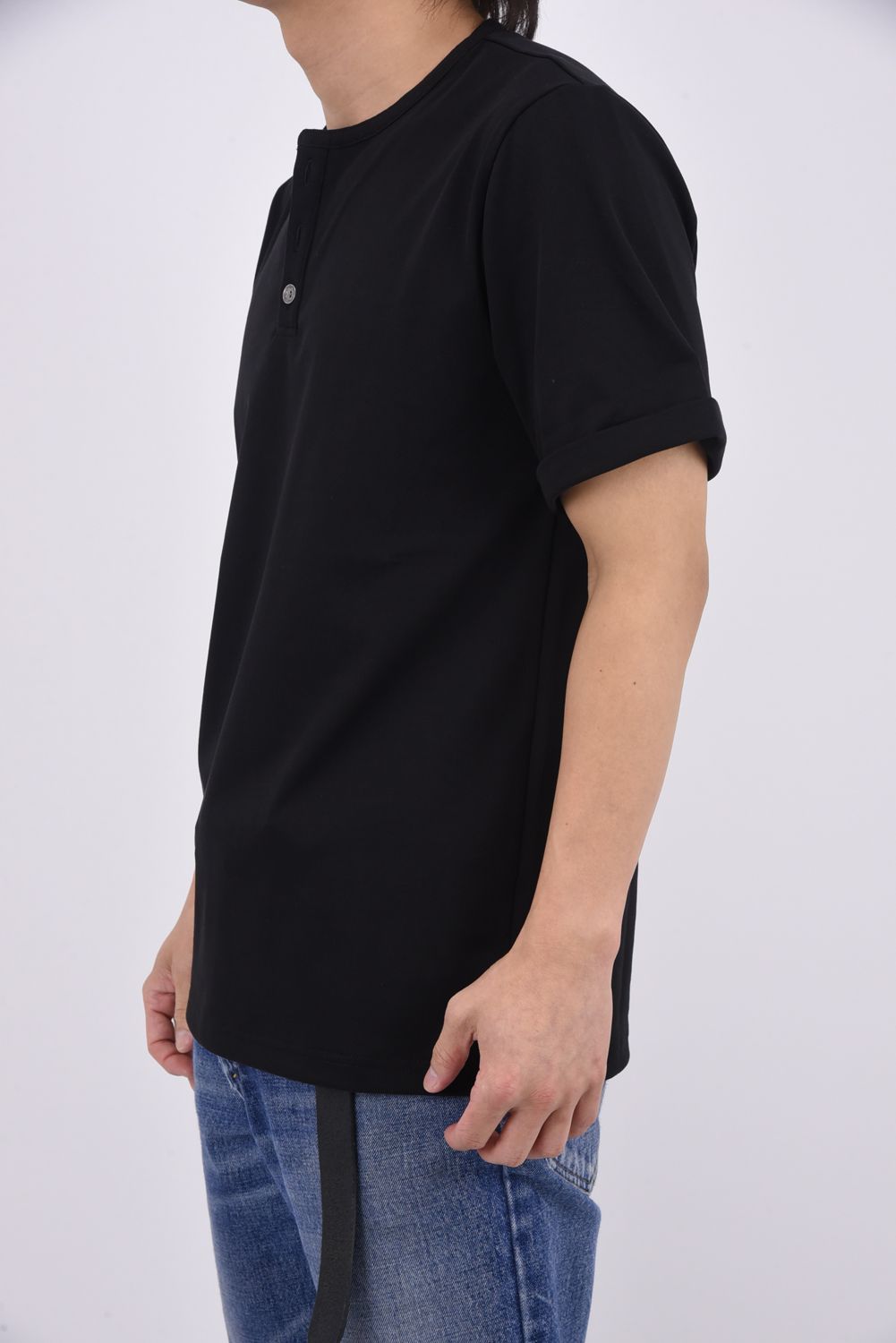 ROLLUP HENRY TEE / ロールアップスリーブ ヘンリーネック Tシャツ （ブラック）