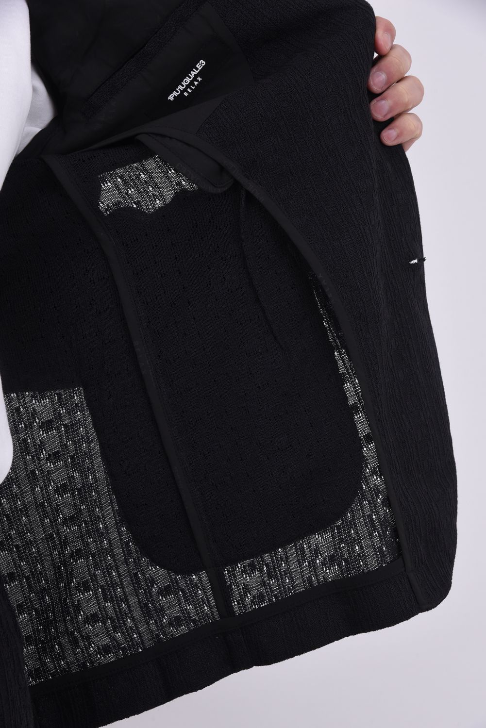 【26SS】【セットアップ】 LINEN TOUCH JACQUARD JACKET & SLACKS / リネンタッチ テーラードシングルジャケット&イージースラックス (ブラック)