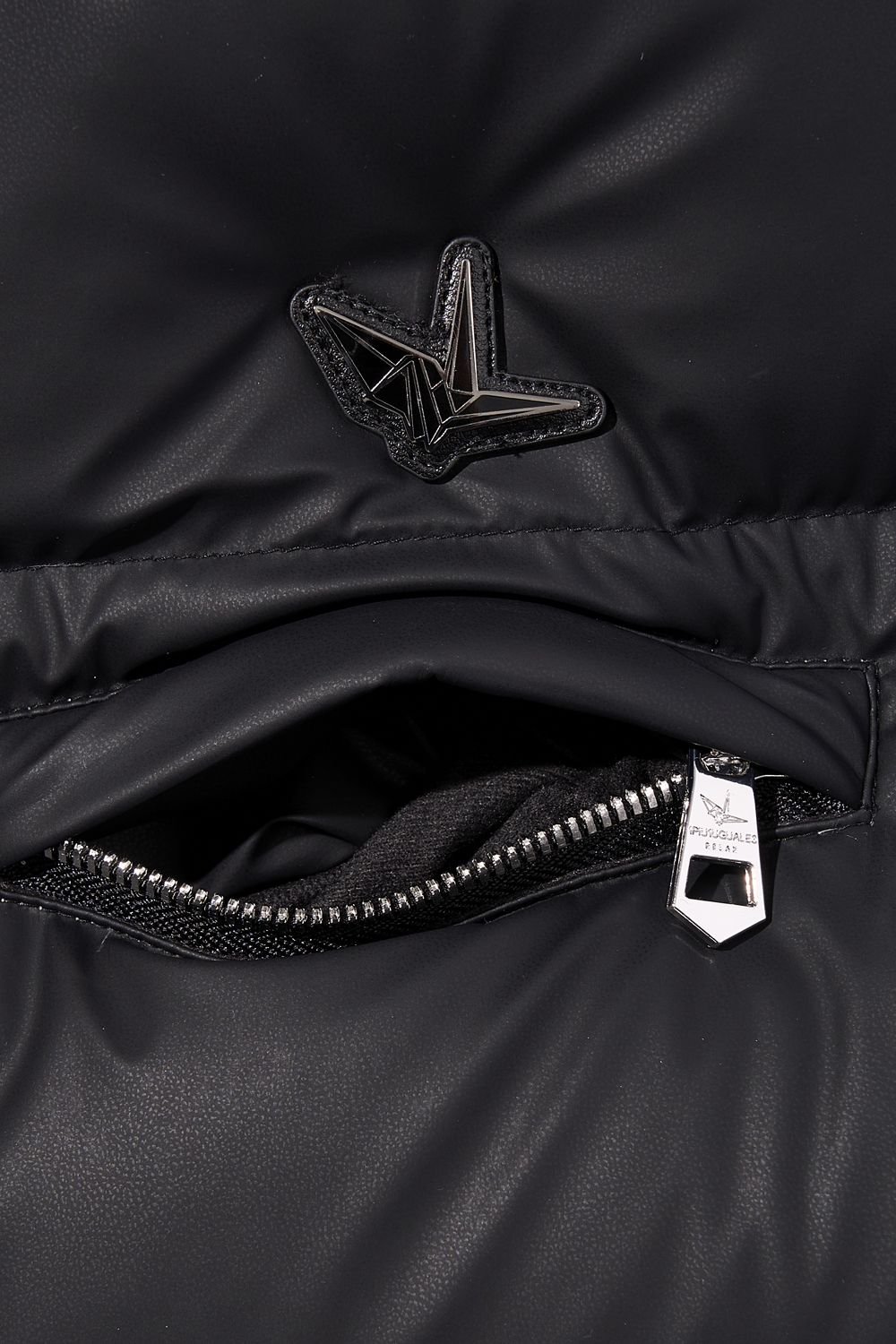 【26AW】 MATTE PU DOWN VEST / マットファブリック ダウンベスト (ブラック) (10月上旬入荷予定)