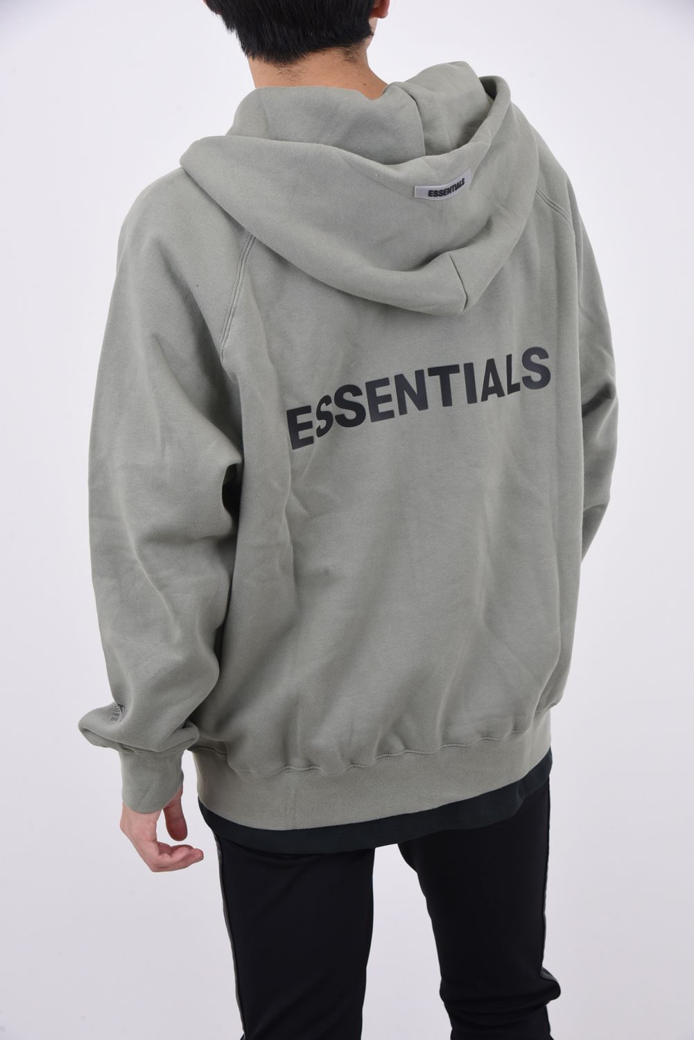 XXL】FOG Essentials バックロゴ ラグランフルジップパーカー - パーカー