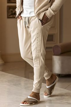 【26SS】 EMBOSSED LOGO JOGGER PANTS / エンボスロゴ ジョガーパンツ (ベージュ)