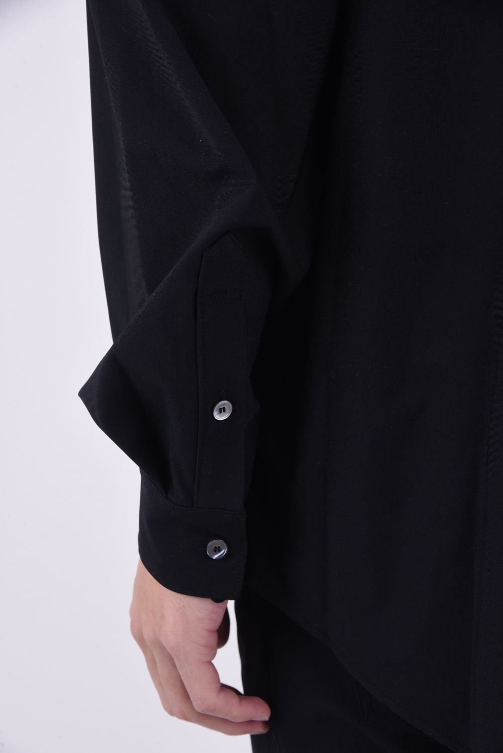 NYLON JACK SHIRTS / 【定番】 Aラインシルエット ナイロンシャツ ブラック