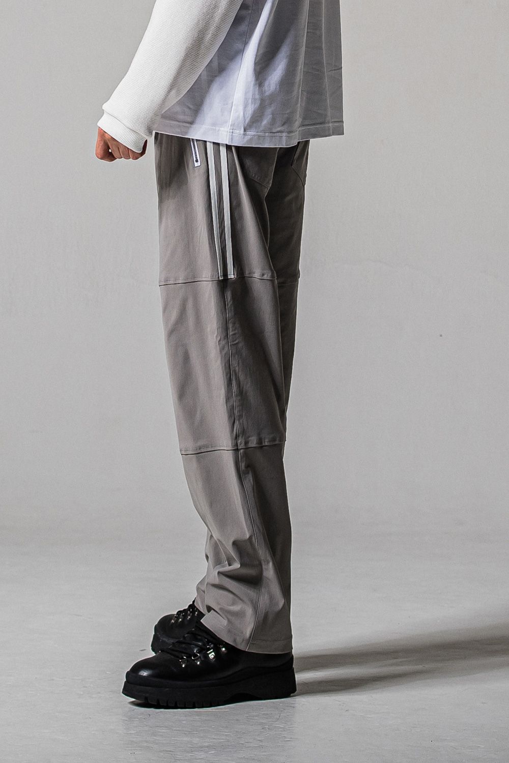 Johnson LINE WIDE PT / 360°ストレッチ ワイドシルエット ジョンソンラインパンツ (グレー/ホワイト) (1月末入荷予定)