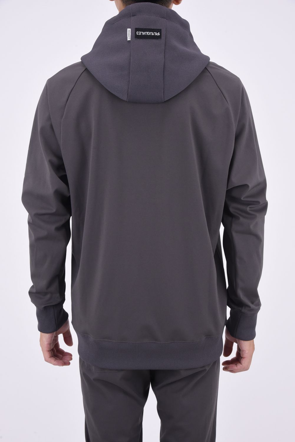 113SPORT COMFORTABLE TAG ZIP PARKA / 113ロゴ ラグランスリーブ フルジップ パーカー チャコール