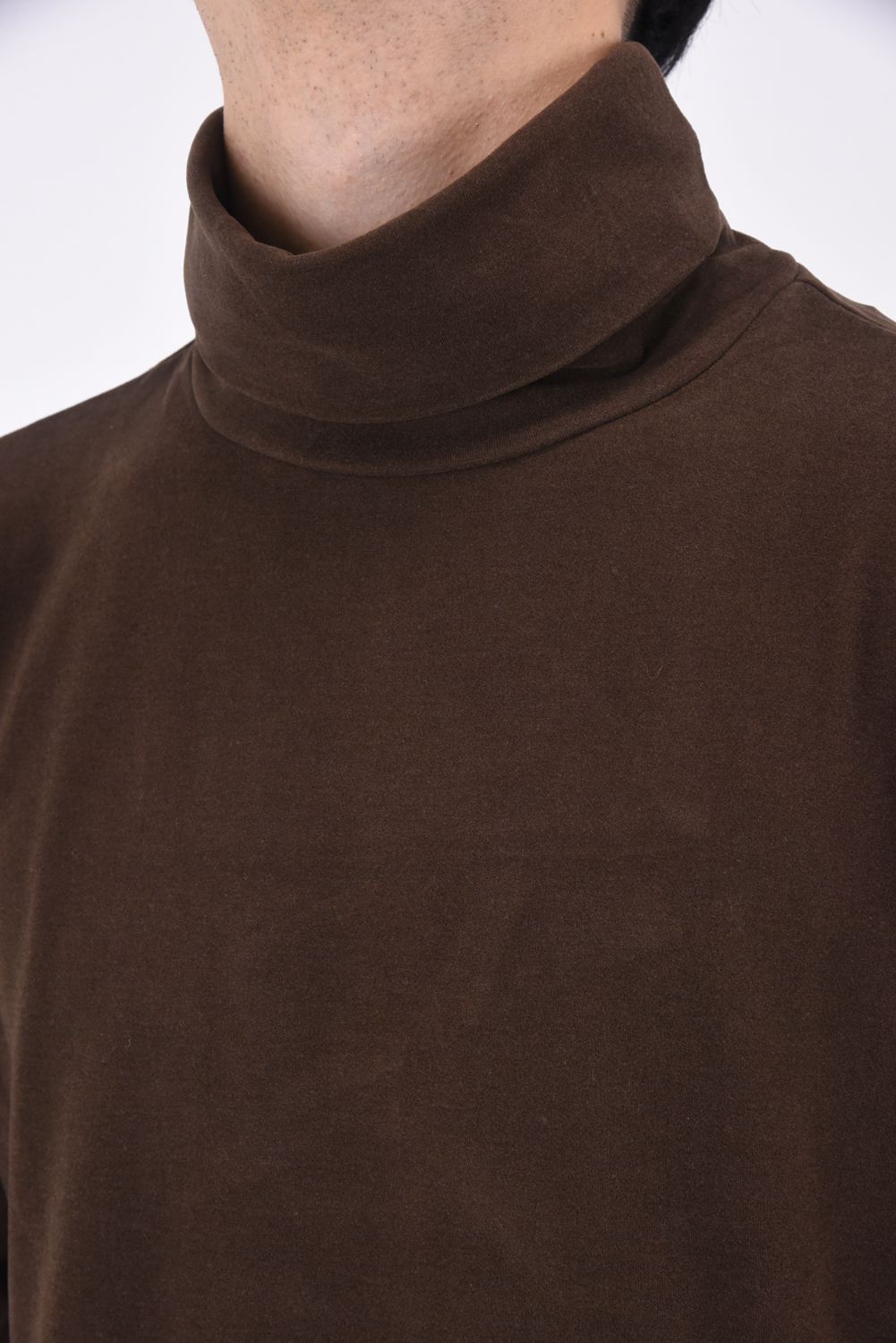 L/S TURTLE /  ロングスリーブ ウォーム タートルネック ブラウン