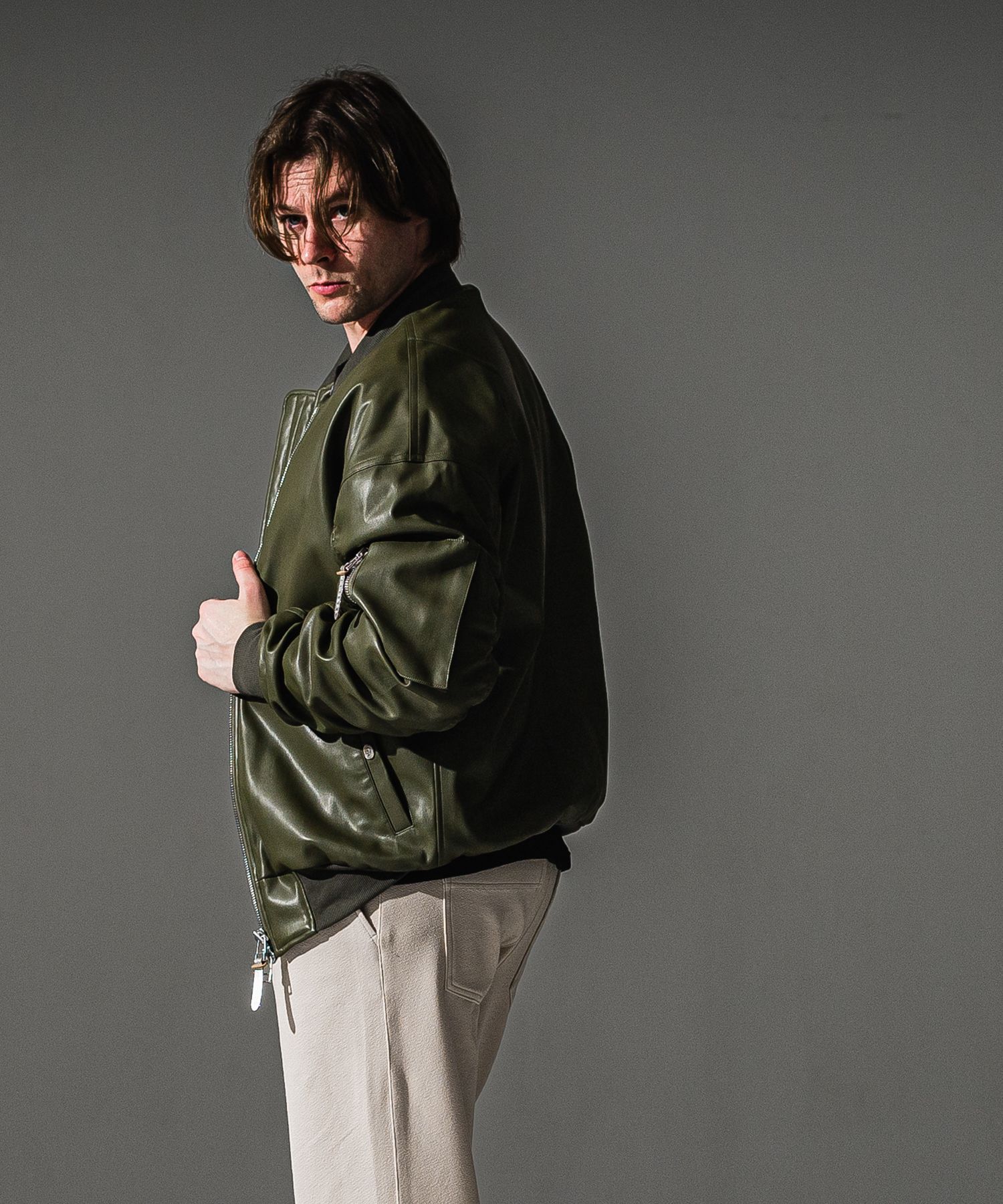 David JACKET / ドロップショルダー エコレザーフライトジャケット (カーキ) (9月末入荷予定) ※オーダー締切:5月23日(土)17時