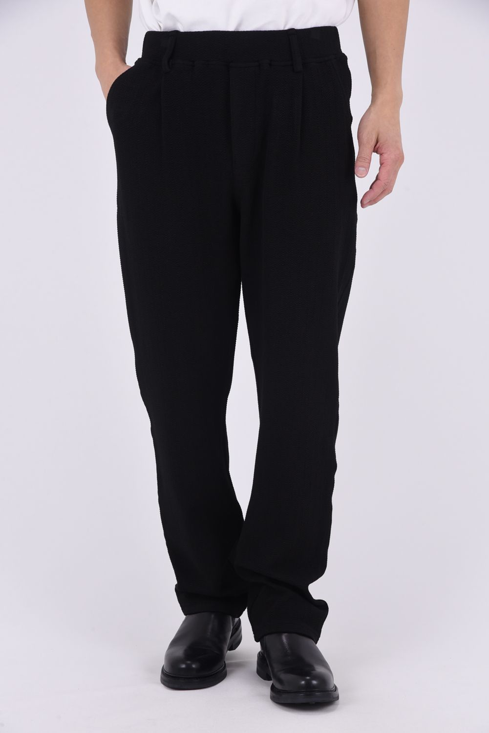 SEMI WIDE TUCK PANTS / ブリスターニット セミワイド ワンタックイージーパンツ (ブラック)