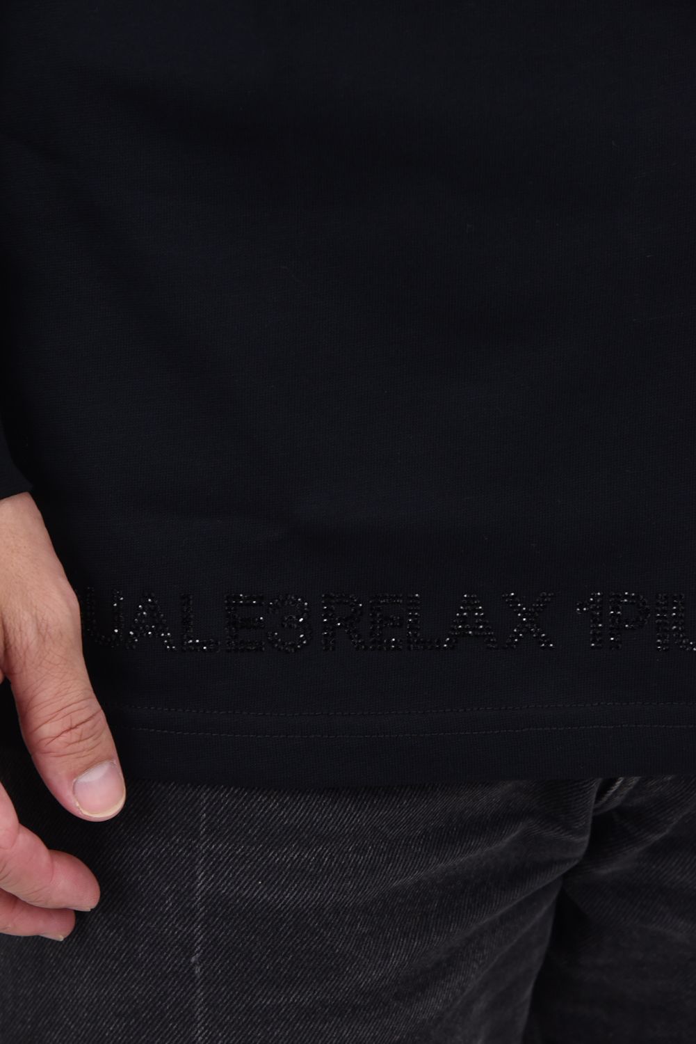 【25AW】 LONG T-SHIRT WITH RHINESTONE HEM / ラインストーンヘムシルケットロングTシャツ (ブラック)