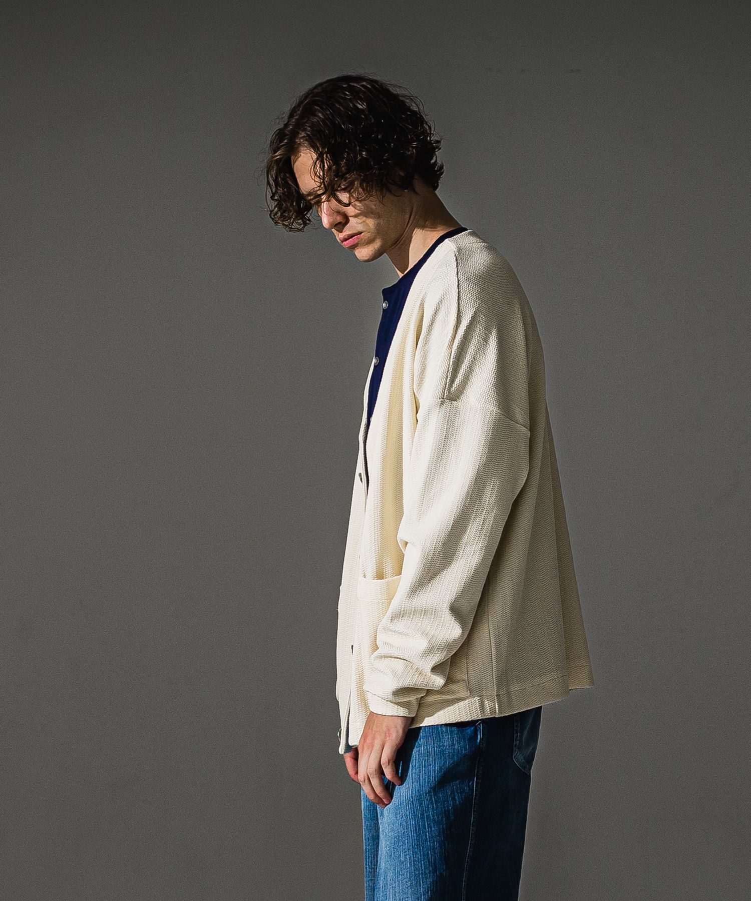 blister knit C/D / ブリスターニット Vネックカーディガン (オフホワイト) (8月末入荷予定) ※オーダー締切:5月23日(土)17時