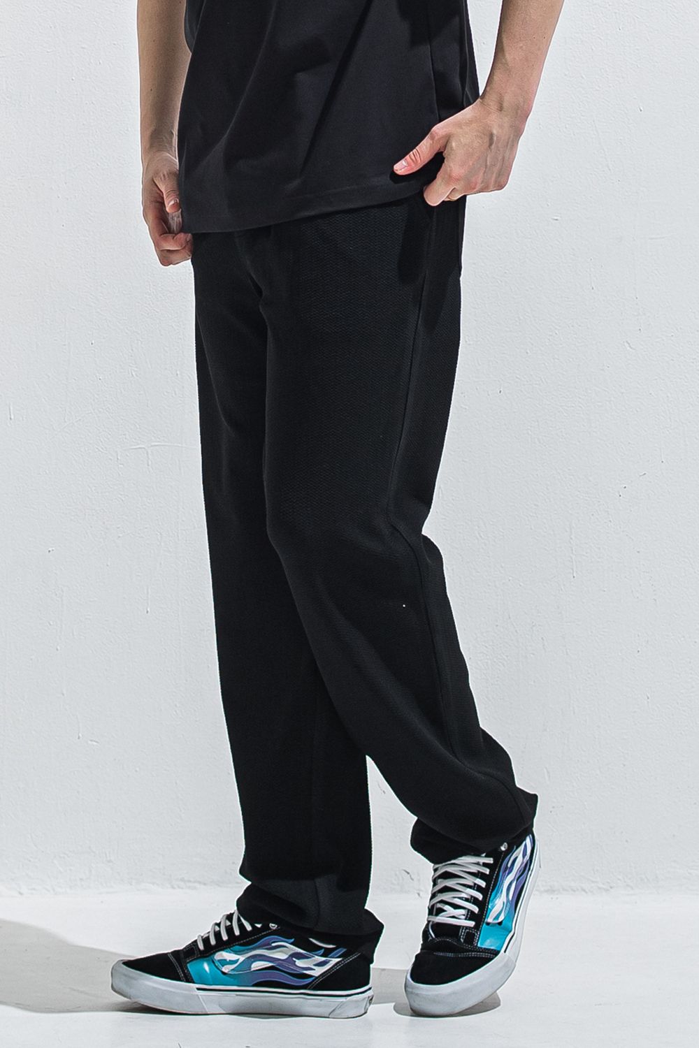 SEMI WIDE TUCK PANTS / ブリスターニット セミワイド ワンタックイージーパンツ (ブラック) (4月中旬入荷予定) ※オーダー締切:2月15日(日)18時