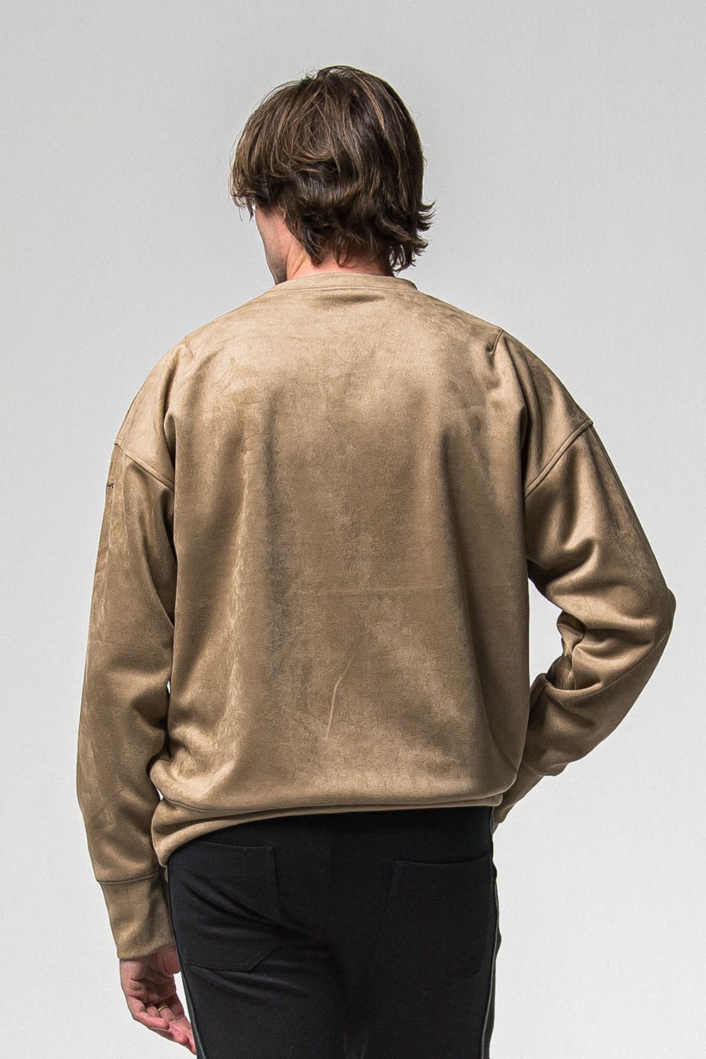 SUEDE DROP TRAINER / スウェード ロゴ ルーズ トレーナー (ブラウン) (1月上旬入荷予定) ※オーダー締切：9月1日(月)18:00