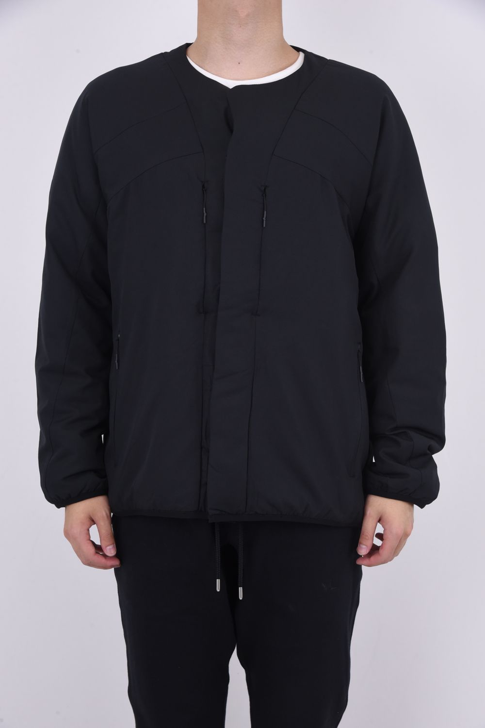 WM / TAION TWILLED INNER DOWN JACKET / WM / タイオン ノーカラー ツイル ダウンジャケット ブラック