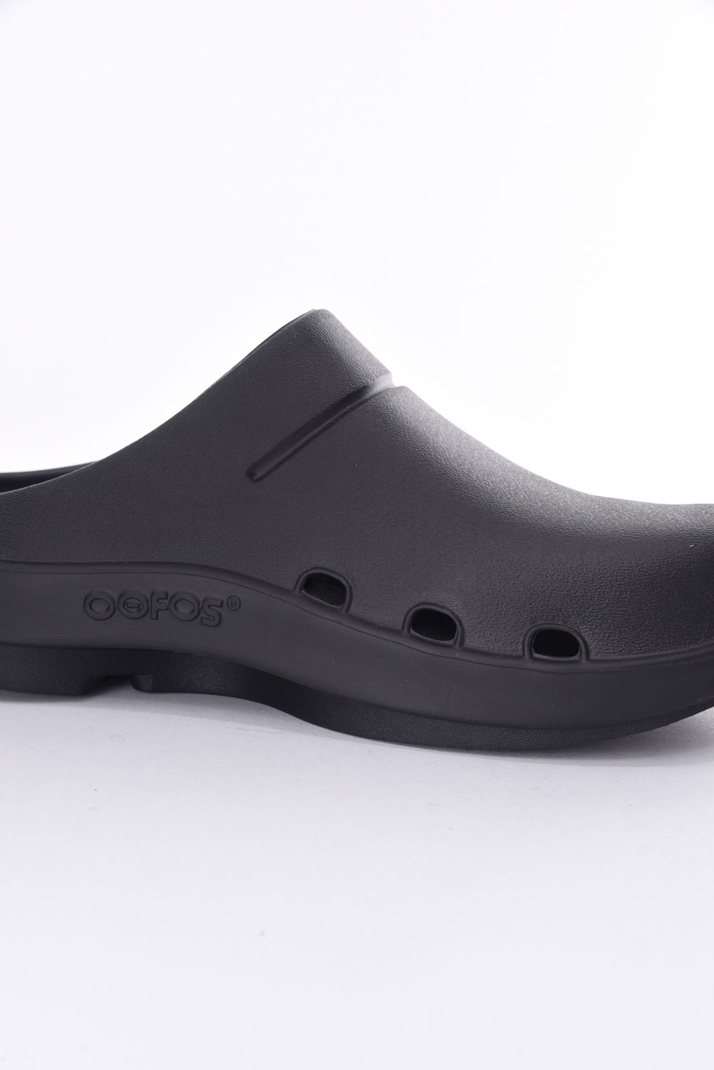 OOFOS OOcloog M9/28cm ウーフォス ウークロッグ 黒 OOFOS ウーフォス メンズ レディース OOcloog ウー クロッグ