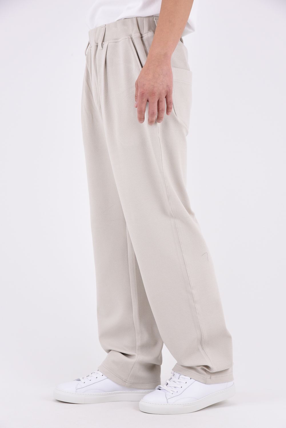 CHRIS EASY WIDE TUCK PANTS / ブリスターニット ワンタック イージーパンツ (ベージュ)