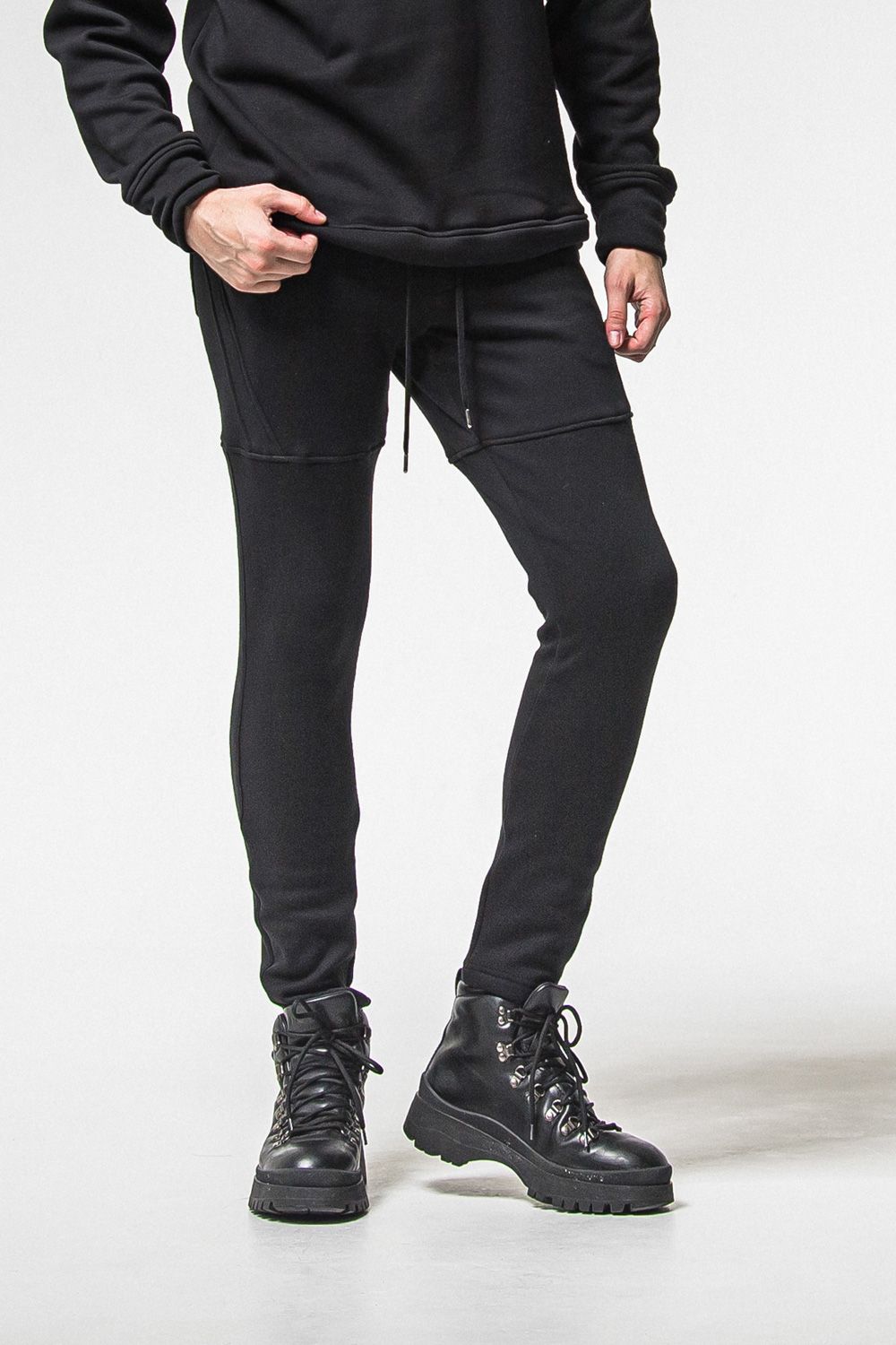 VELOURS FLEECE TYLER PANTS / ベロアフリースボア スキニータイト サイドライン イージーパンツ (ブラック) (11月中旬入荷予定) ※オーダー締切：9月1日(月)18:00