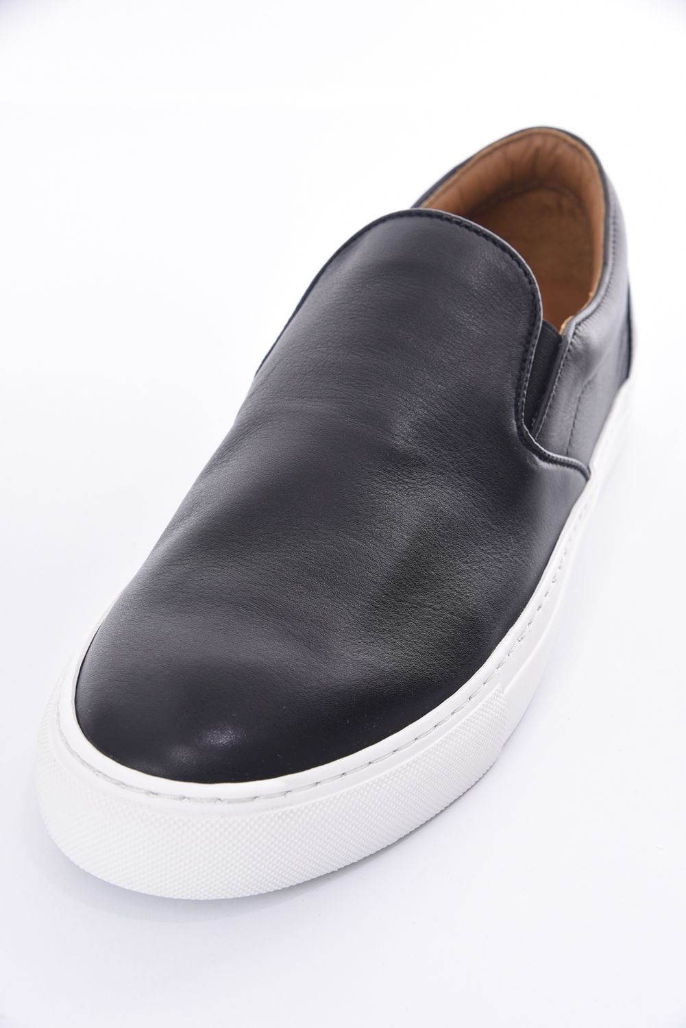 COURT SAUVAGE / SLIP-ON (ブラック×ホワイト)