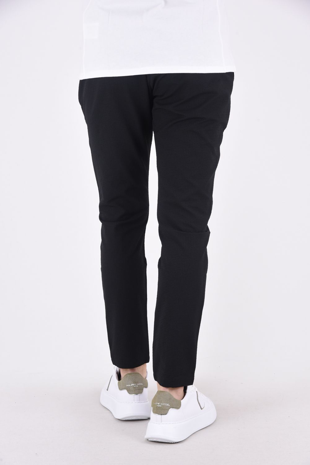 SEERSUCKER SLACKS / ロゴ刺繍 シアサッカー スラックス ブラック