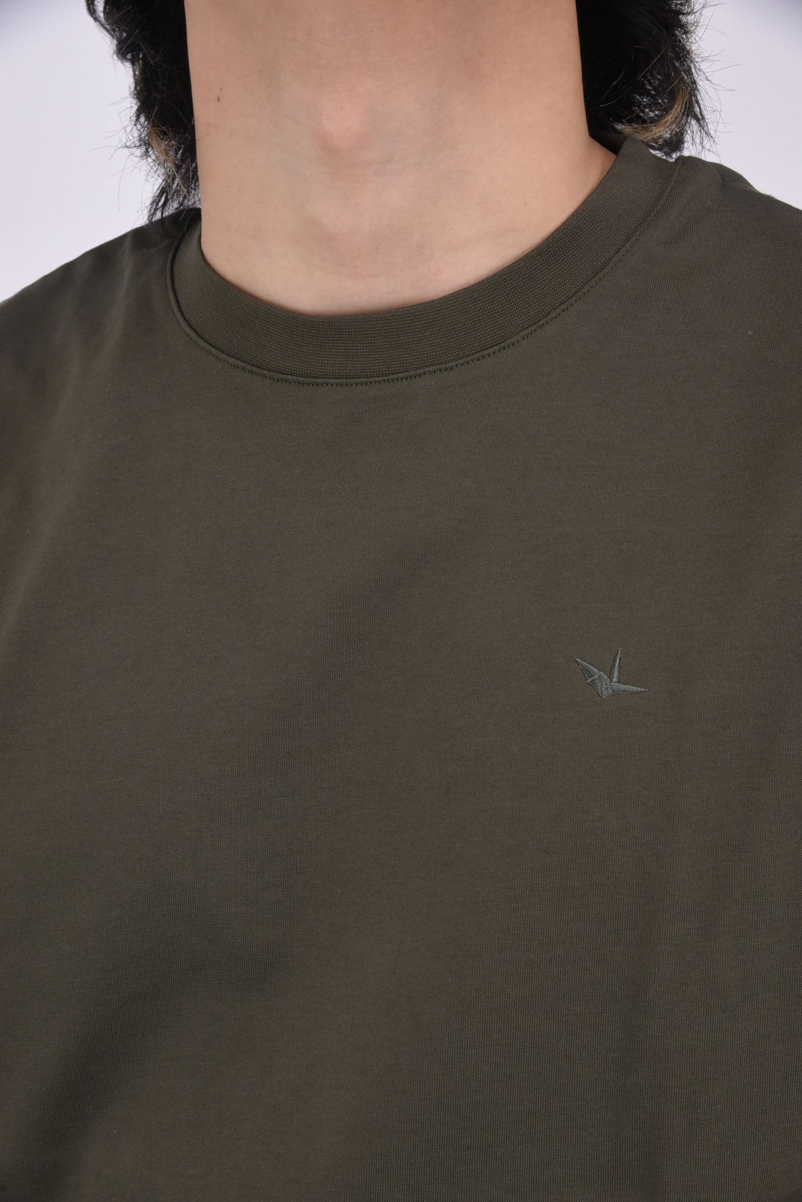 TAPE LOGO T-SHIRT / テープロゴ ショートスリーブ (カーキ)