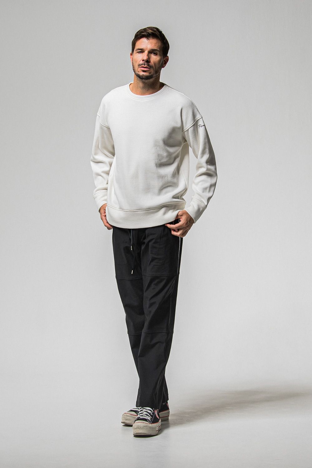 JOHNSON LINE WIDE HEAT PT / 裏起毛 ハイブリットジャージー ワイドテーパード ラインパンツ (ブラック/ホワイト) (10月末入荷予定) ※オーダー締切：9月1日(月)18:00