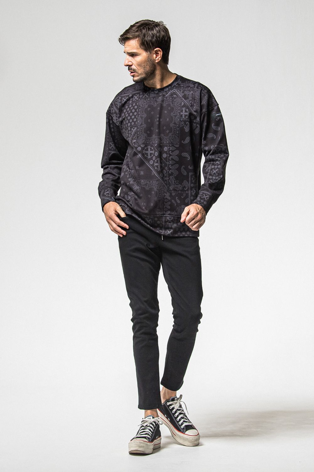 PAISLEY  BACK FLEECE DROP TRAINER / 裏起毛 ペイズリー柄 ルーズ トレーナー (ブラック) (10月中旬入荷予定) ※オーダー締切：9月1日(月)18:00