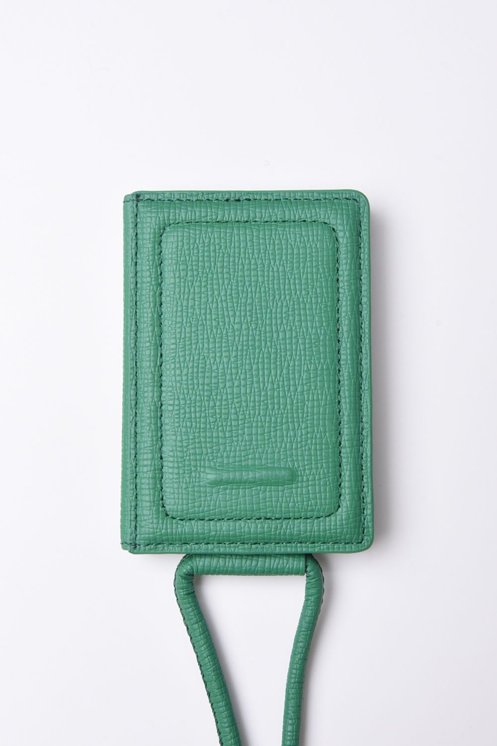STRAPPED-ACCESSORY-CARDCASE / ストラップ付き MagSafe対応 ショルダーカードケース (ジョリーグリーン)