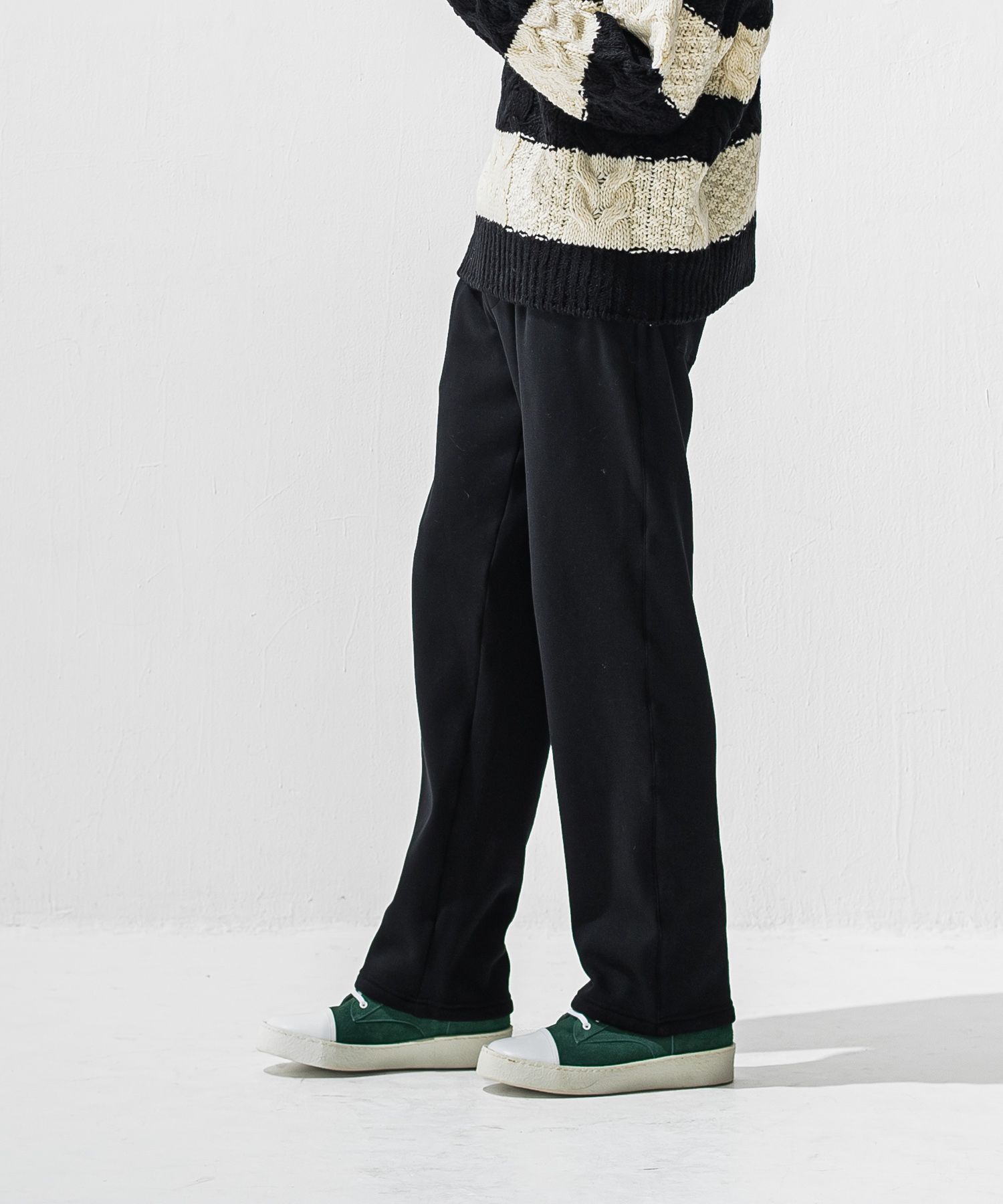 VELOURS FLEECE WIDE TUCK PANTS / 裏起毛 ベロアフリース セミワイド ワンタック イージーパンツ (ブラック) (11月中旬入荷予定) ※オーダー締切:9月7日(月)17時