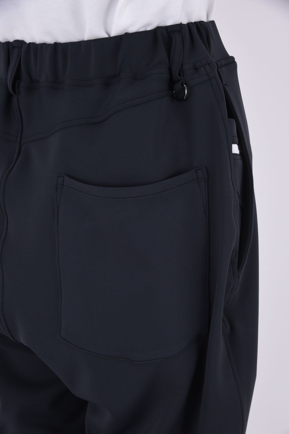 EMILIO DB WIDE PANTS / ダンボール素材 接触冷感 エコレザーコインポケット スラックス型イージーワイドパンツ (ブラック)