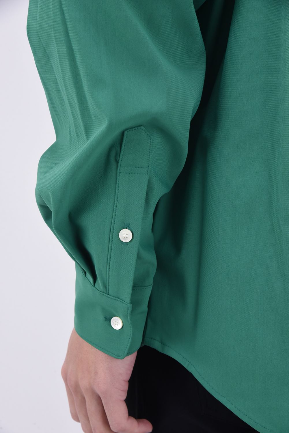 NYLON JACK SHIRTS / 【定番】 Aラインシルエット ナイロンシャツ グリーン