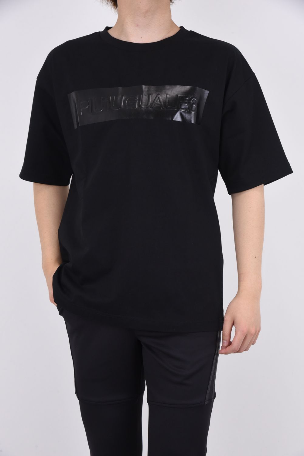 BOX LOGO T / エンボスロゴ クルーネック ビック Tシャツ ブラック