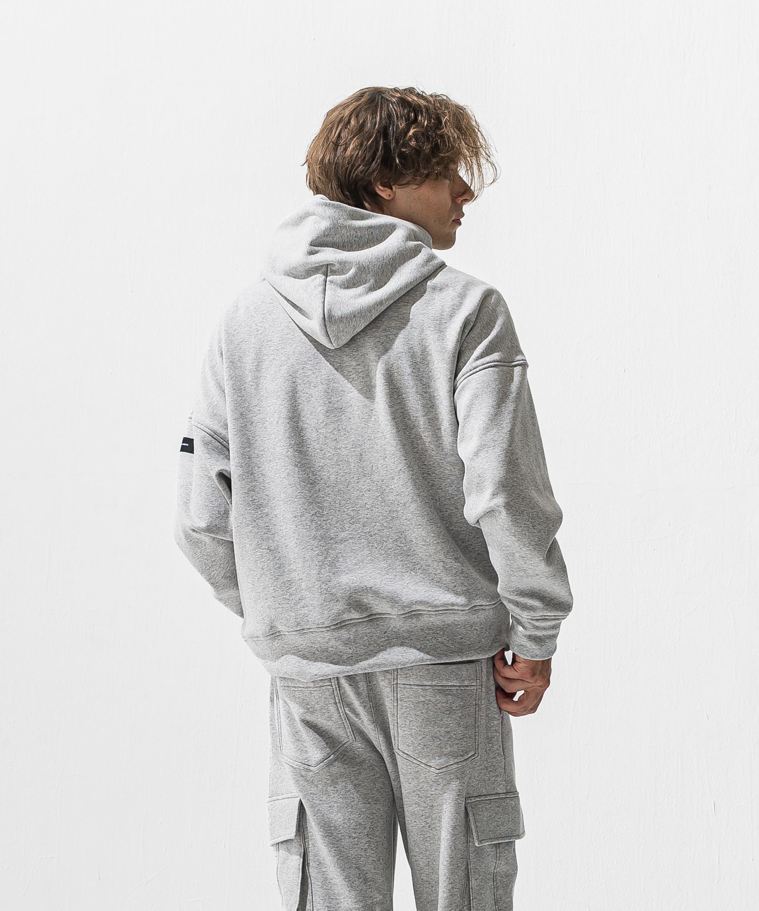 RC VELOURS FLEECE HOODIE / RCレザーワッペン 裏起毛ルーズフーディー (グレー) (11月上旬入荷予定) ※オーダー締切:9月7日(月)17時