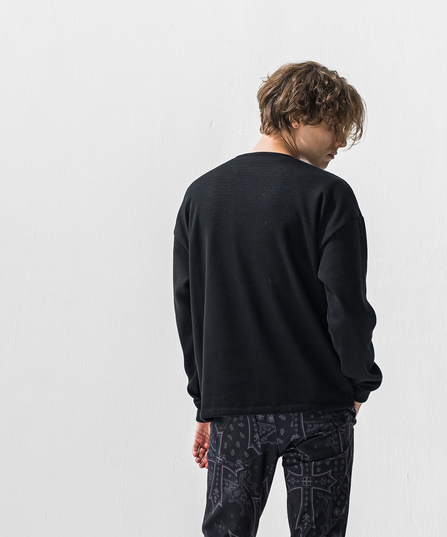 OVER HENRY VELOURS FLEECE THERMAL / 裏起毛 オーバーサイズ サーマル生地 ロングスリーブ ヘンリーネック (ブラック) (10月下旬入荷予定) ※オーダー締切:9月7日(月)17時