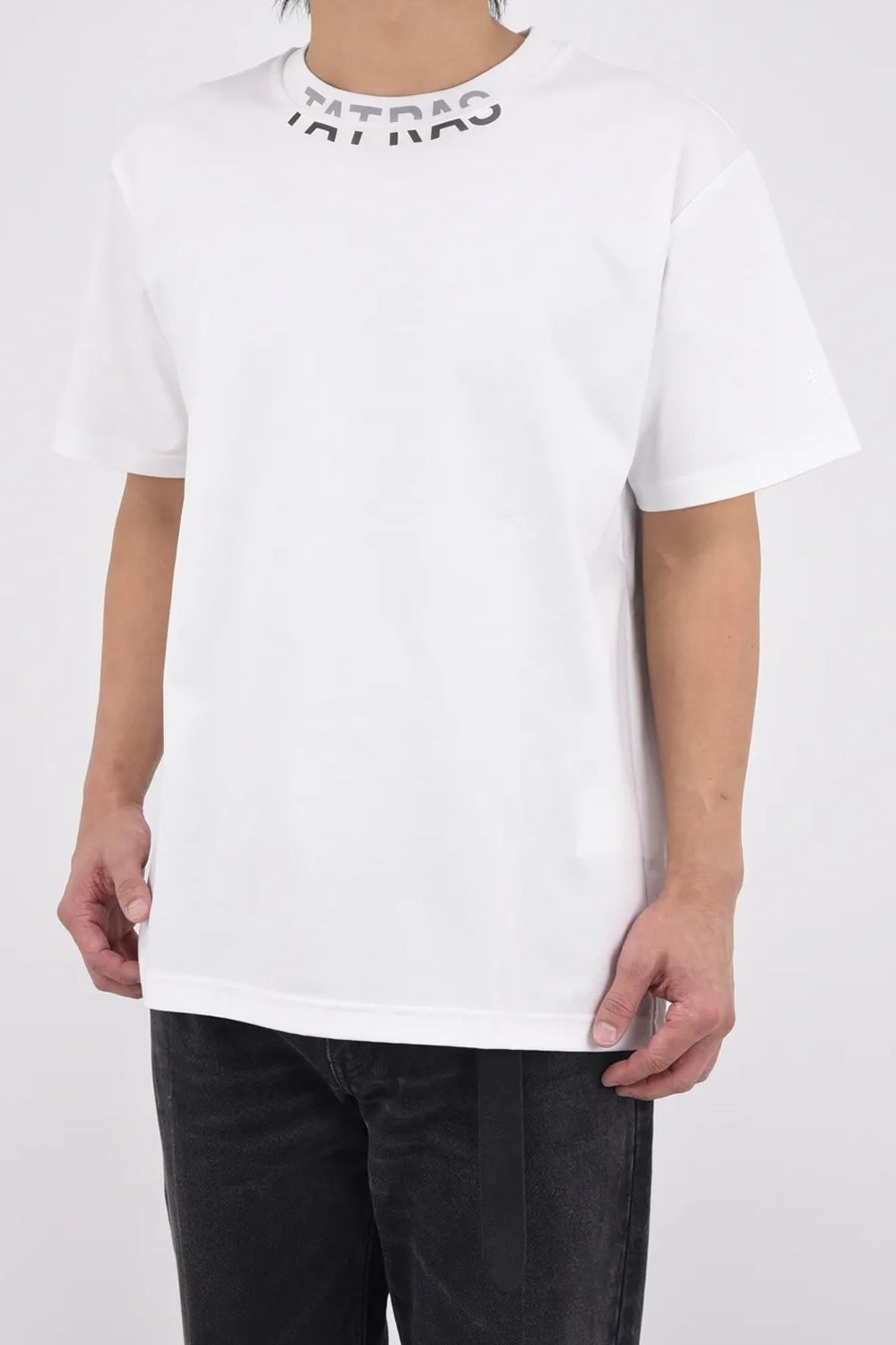 WANDO (ワンド) / ネックロゴ クルーネック Tシャツ ホワイト