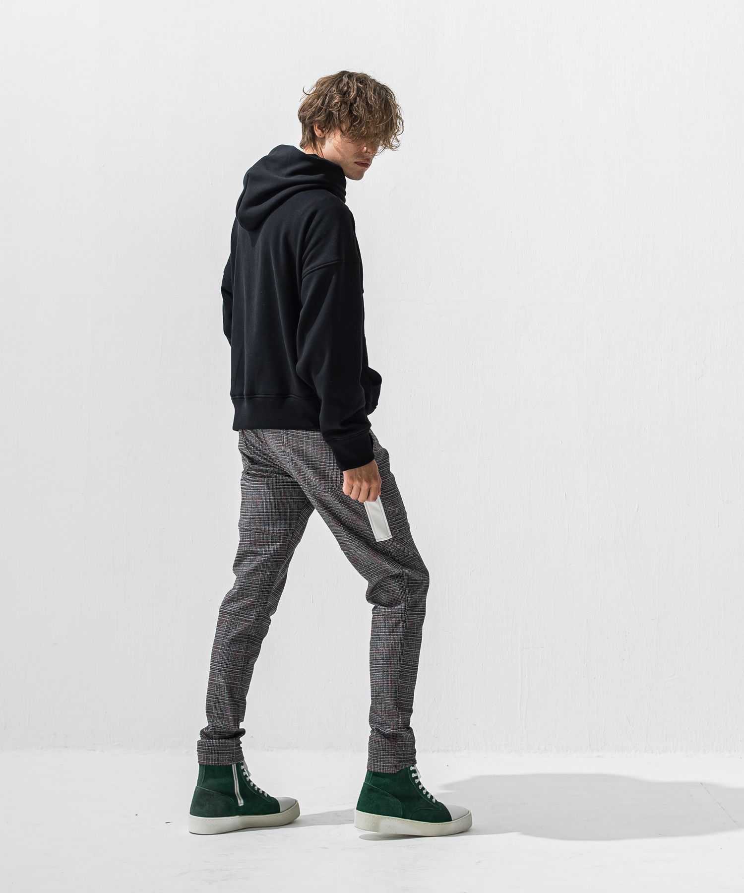 RC VELOURS FLEECE HOODIE / RCレザーワッペン 裏起毛ルーズフーディー (ブラック) (11月上旬入荷予定) ※オーダー締切:9月7日(月)17時