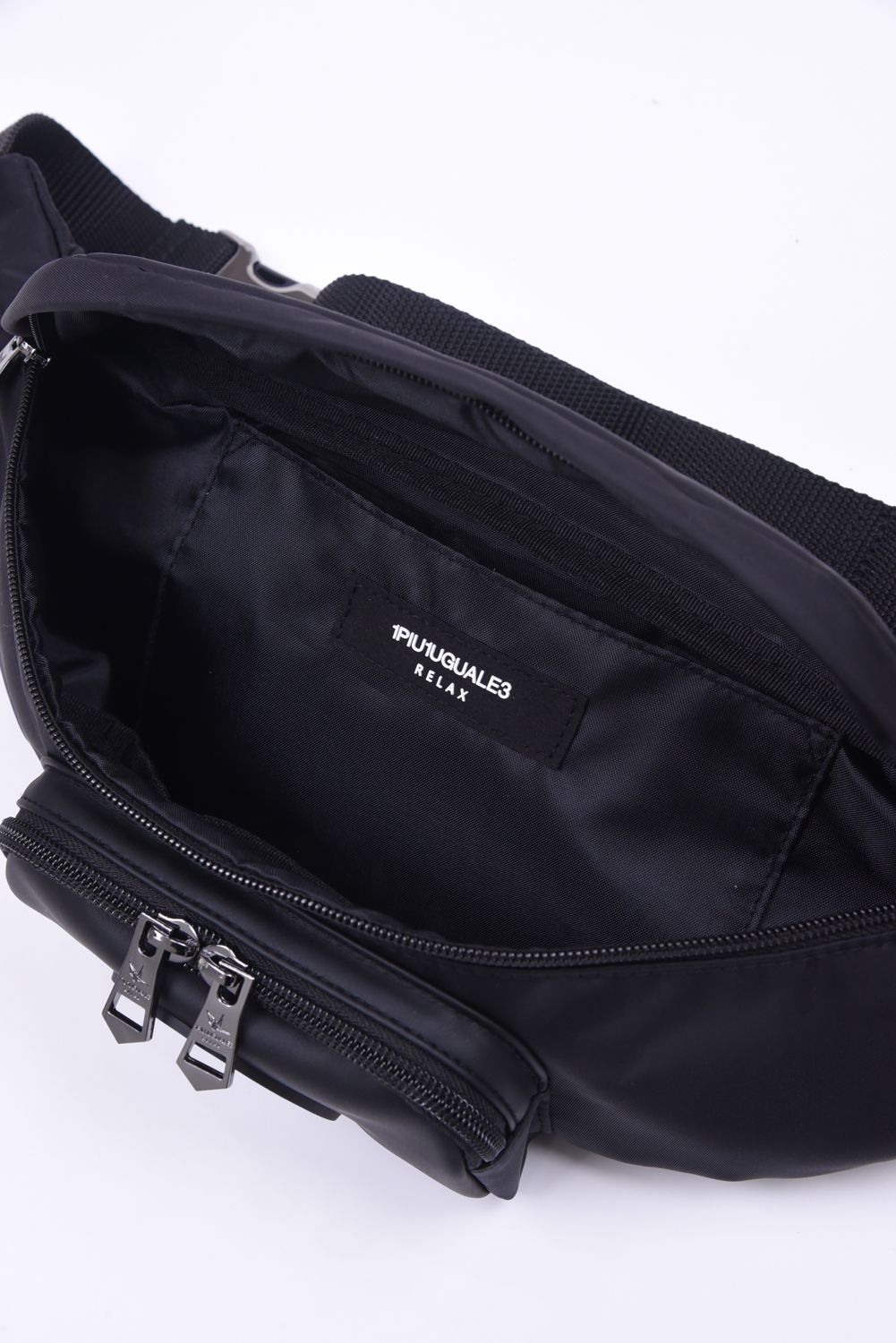 PLUS BAG BODY BAG / サークルロゴ  ナイロン ボディバッグ ブラック