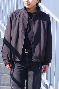 【WITH OR WITHOUT】 スウェットよりも“きっちり感”が出せるセットアップスタイル