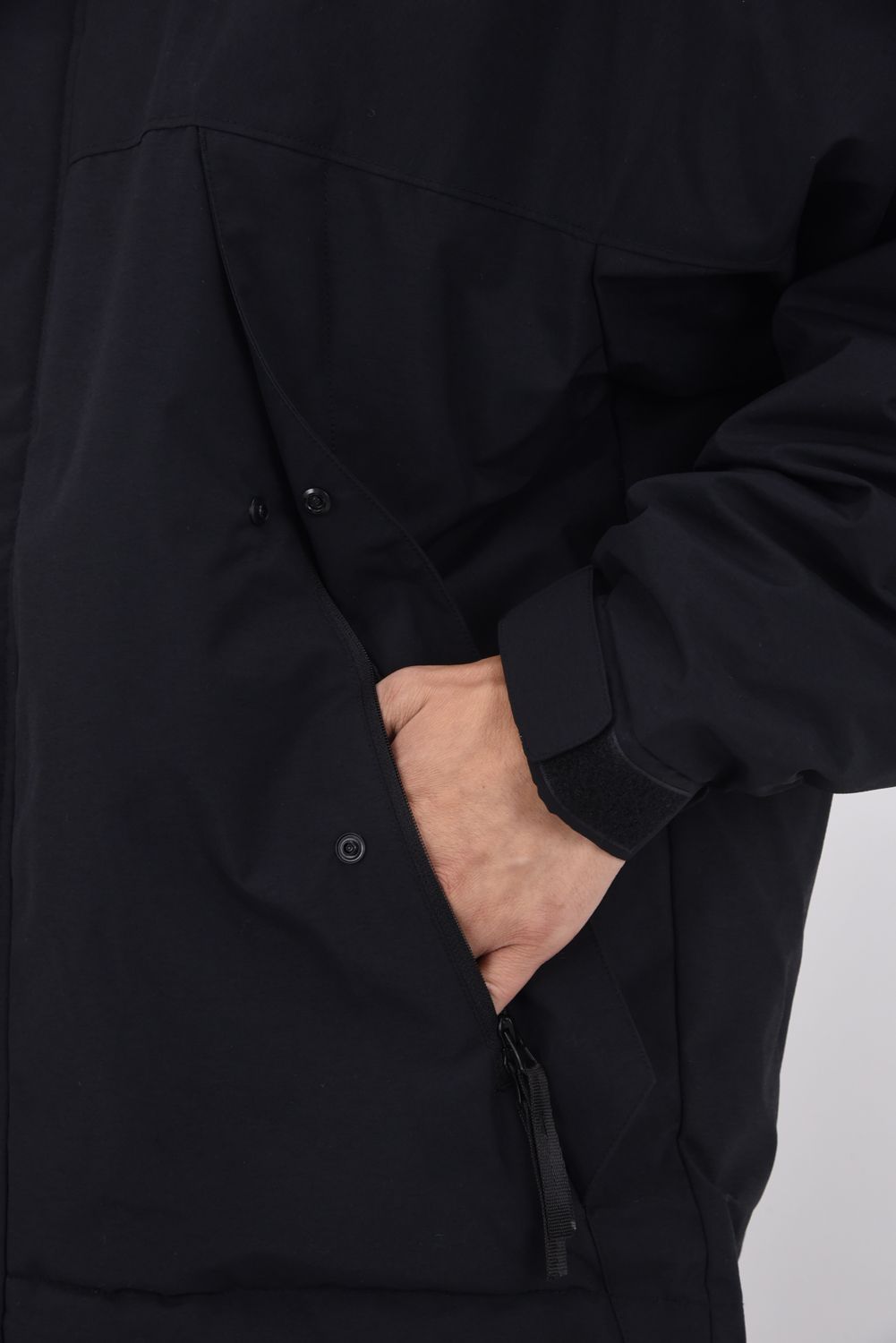 L-7.2 DOWN JACKET / ゴアテックス ダウンジャケット (オブシディアンブラック)