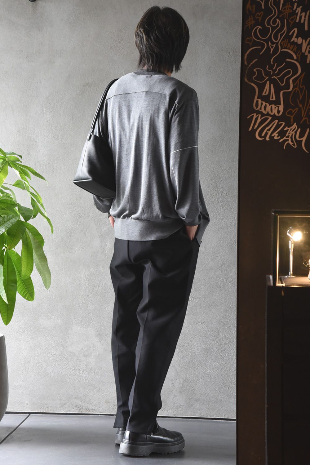 【CINOH】 上品とリラックス感を両立するカーディガンスタイル