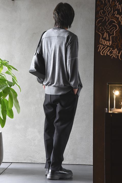 【CINOH】 上品とリラックス感を両立するカーディガンスタイル