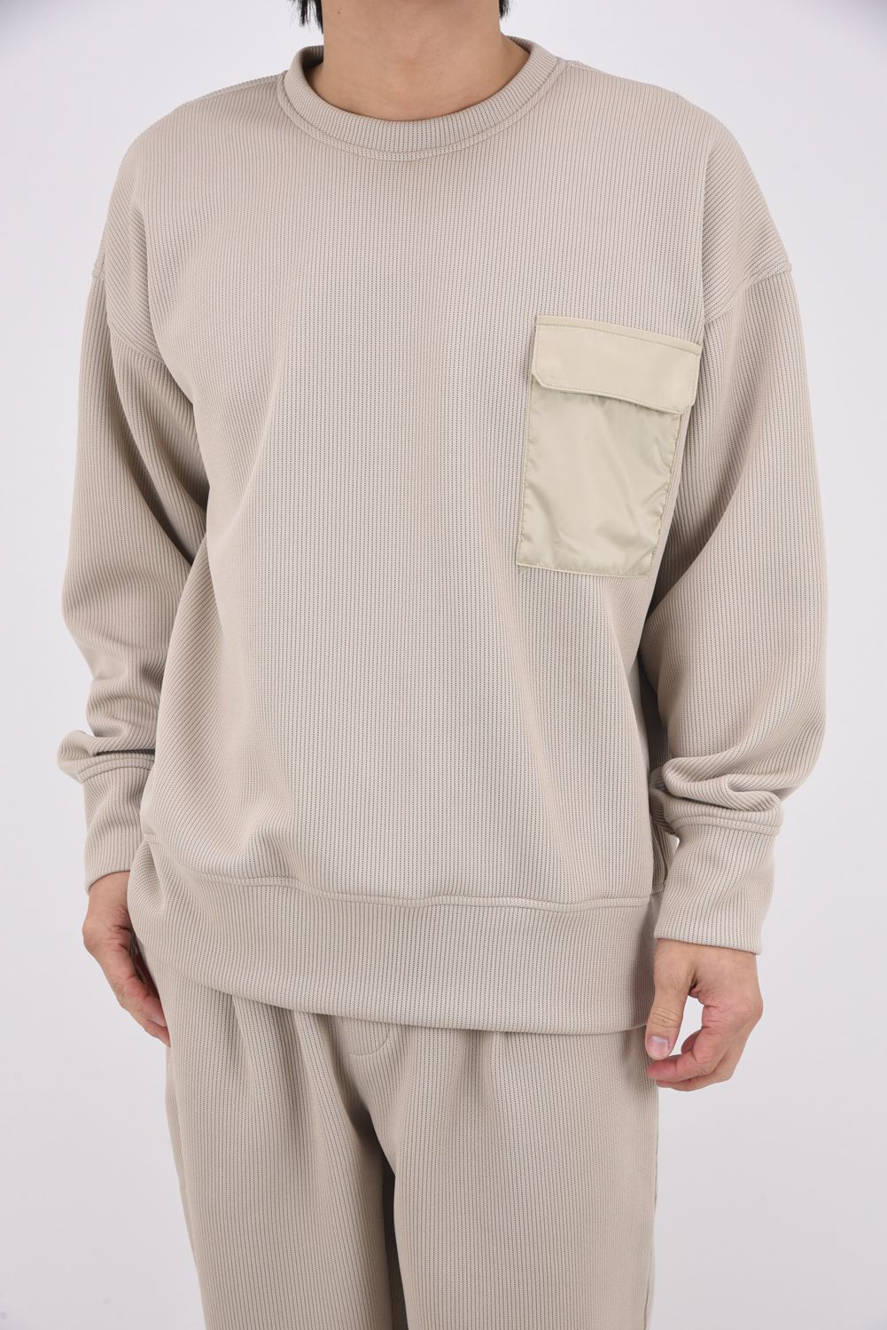 【26SS 39th】 AZE MILITARY DROP TRAINER / 畦編みニット フラップポケット スウェット (グレージュ)