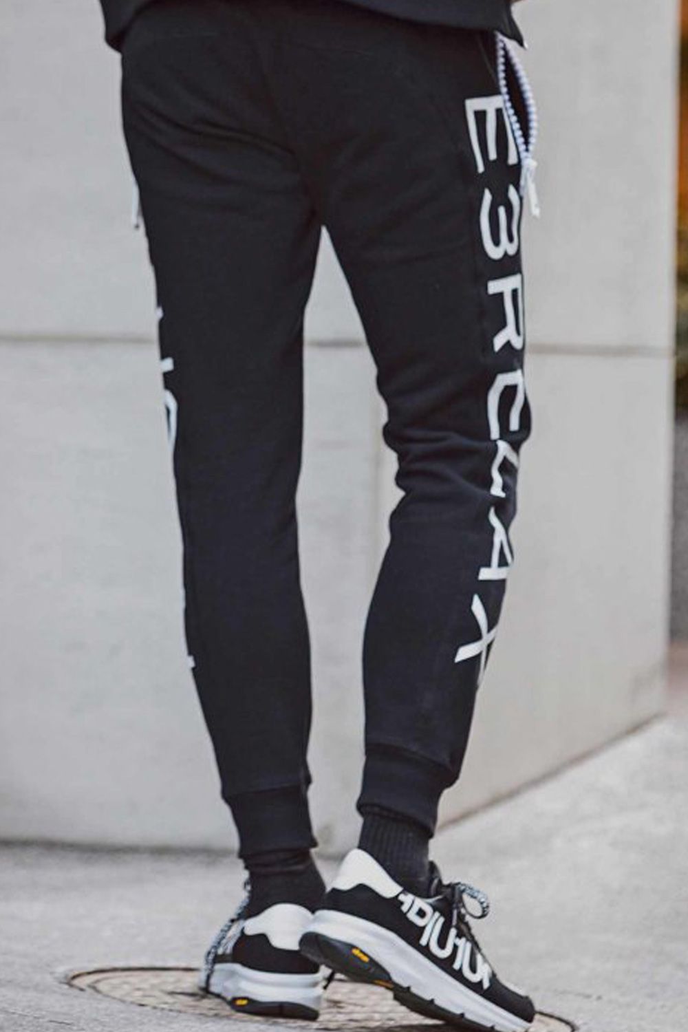 SIDE LOGO BIG ZIPPER JOGGER  / ビッグファスナー サイドロゴ スウェット パンツ ブラック