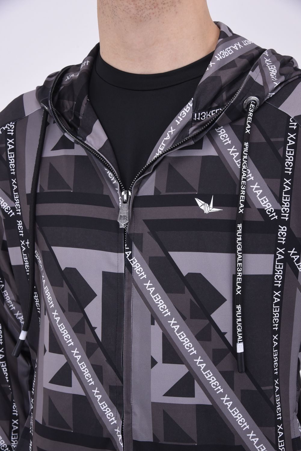 GEOMETRIC HOODIE / ジオメトリック柄 ラッシュガードパーカー チャコール×ブラック