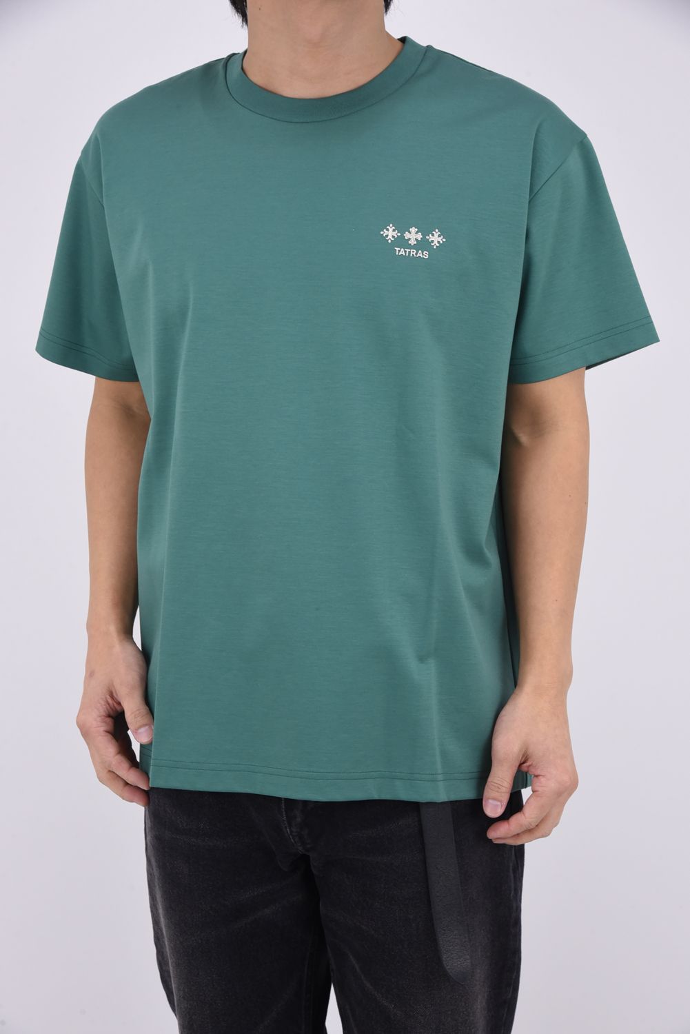 NUNKI (ヌンキ) / ブランドロゴ刺繍 ハーフスリーブ Tシャツ グリーン